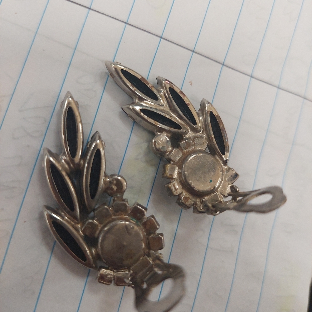 Vintage, Glamorous 1960 icy blue aurora borealis clip earnings great for wedding - Picture 8 of 9
